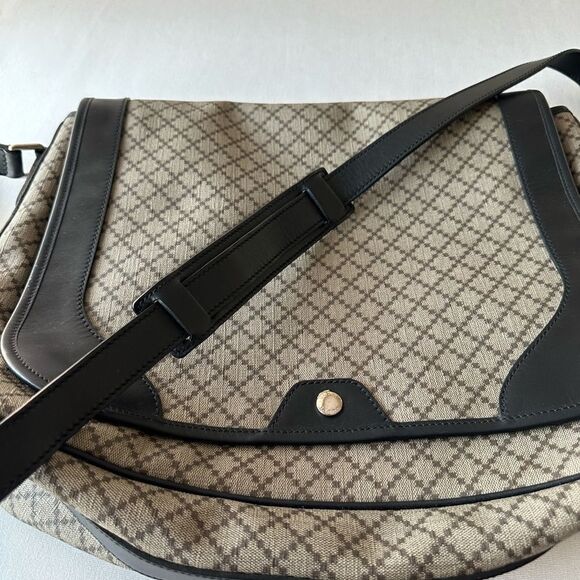 Authentic leather messenger Gucci Bag - Picture 15 of 16